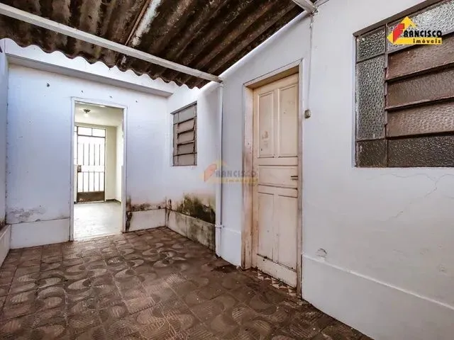 Imagem 4: Casa para Aluguel, 2 Quartos, Centro - Divinópolis/Mg