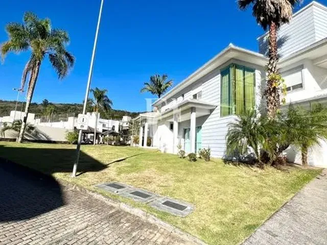 Imagem: Florianópolis - Casa Padrão - Córrego
