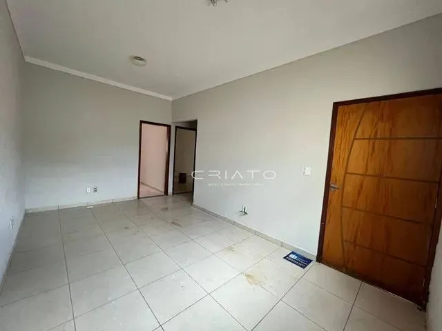 Imagem 2: Casa com 2 Dormitórios para Alugar, 102 M² por R$ 1.200,00/Mês - Residencial Vale Do