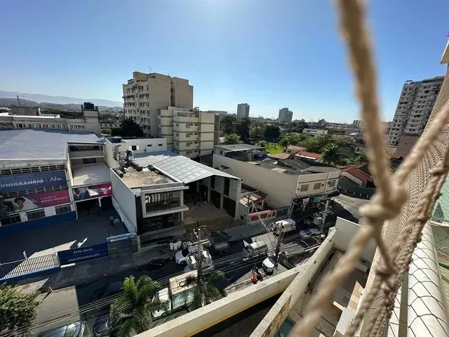 Imagem 6: Apartamento para Locação em Nova Iguaçu, Centro, 4 Dormitórios, 4 Suítes, 2