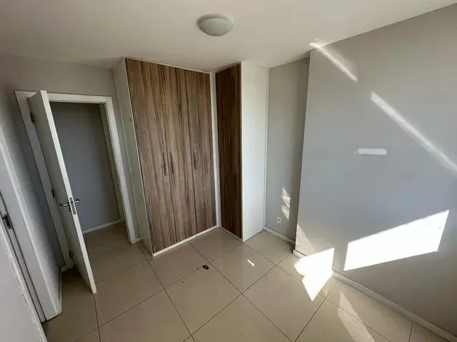 Imagem 4: Apartamento para Locação em Nova Iguaçu, Centro, 4 Dormitórios, 4 Suítes, 2