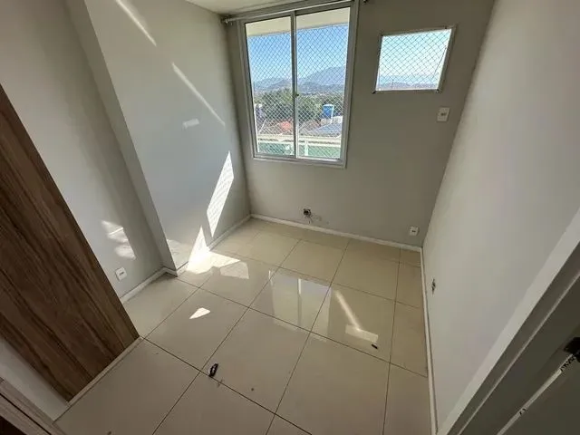 Imagem 7: Apartamento para Locação em Nova Iguaçu, Centro, 4 Dormitórios, 4 Suítes, 2