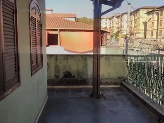 Imagem: Casa Estilo Colonial com Casa de Fundos