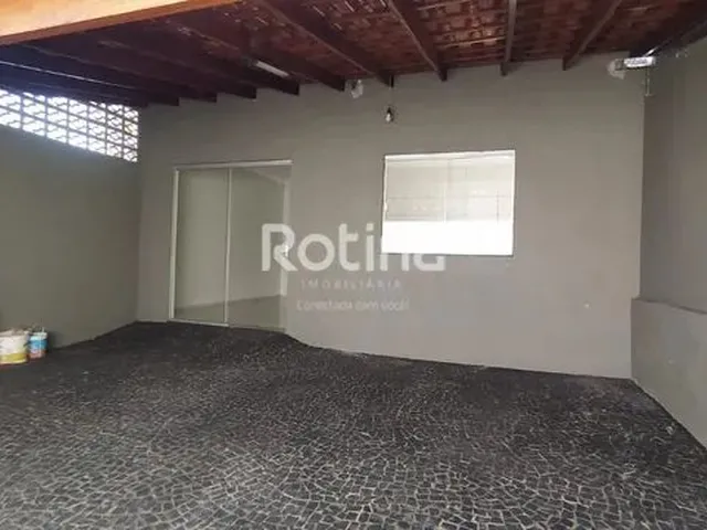 Imagem: Casa para Alugar, 3 Quartos, 1 Suíte, 2