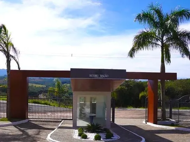 Imagem: Condomínio Retiro do Bação, Sua Família