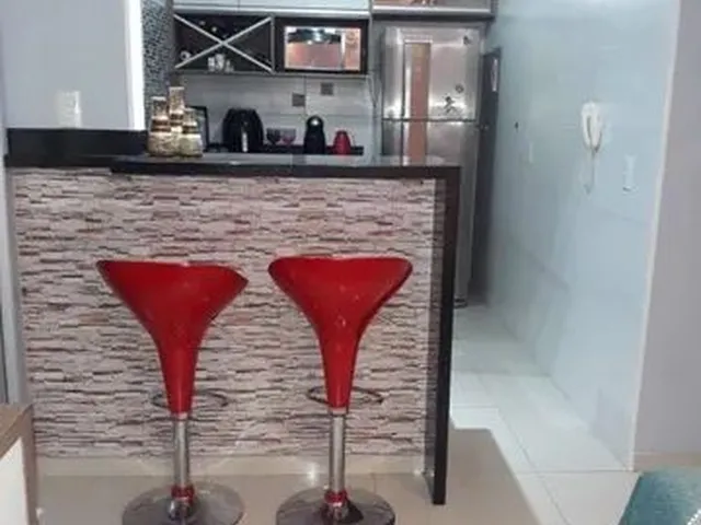 Imagem: Apartamento com 2 Dormitórios À Venda