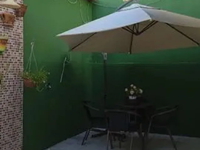 Imagem: A casa em condomínio possui 3 Dormitórios, 1 Suíte e