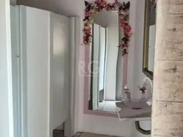 Imagem 2: Casa com 3 Dormitórios no Bairro Olaria em Canoas