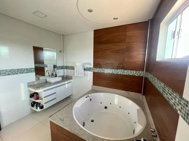 Imagem 15: Af- Maravilhosa Casa Duplex no Boulevard Lagoa