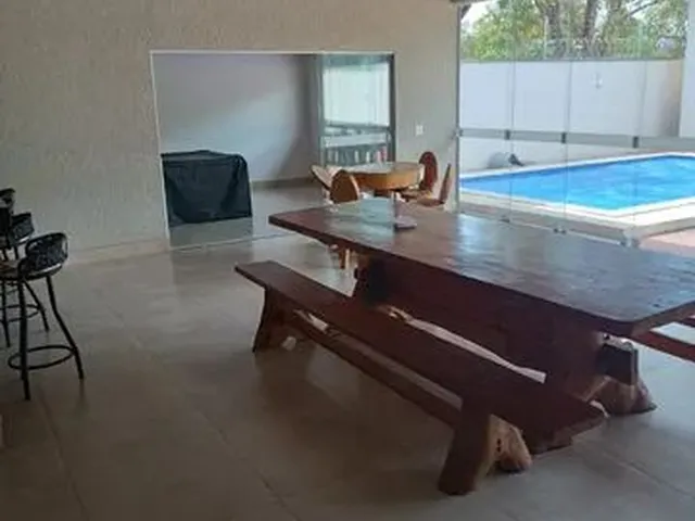 Imagem 2: Casa 4 Dormitórios em Aruanã