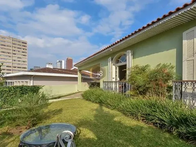 Imagem 2: Casa Comercial no Centro Cívico com 6 Vagas Casa Comercial no Centro Civico com 6 Vagas