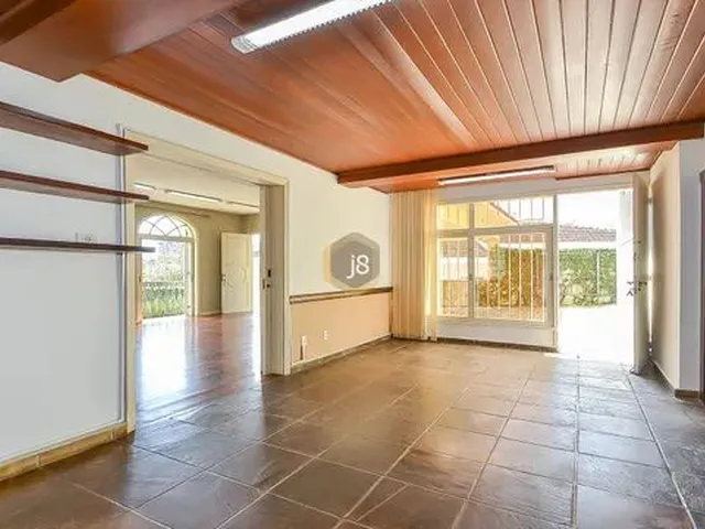 Imagem 15: Casa Comercial no Centro Cívico com 6 Vagas Casa Comercial no Centro Civico com 6 Vagas