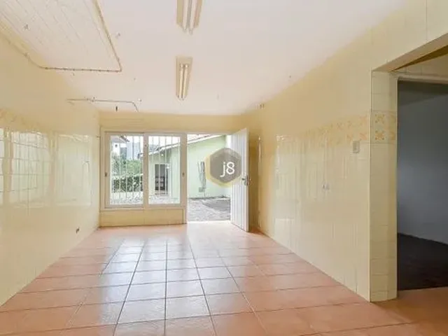Imagem 5: Casa Comercial no Centro Cívico com 6 Vagas Casa Comercial no Centro Civico com 6 Vagas