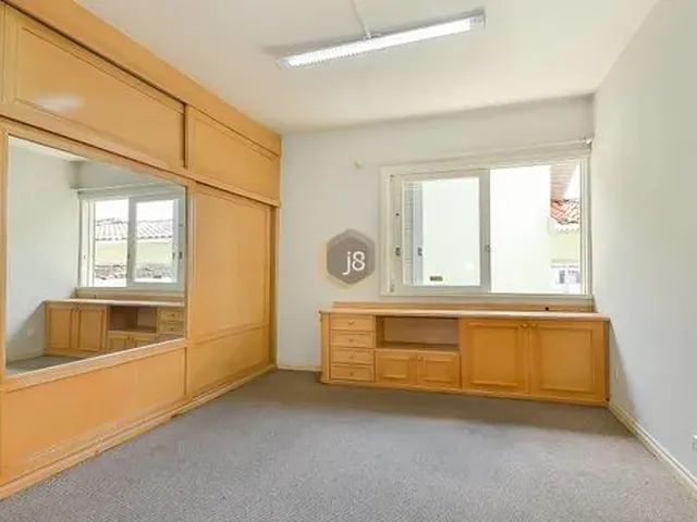 Imagem 13: Casa Comercial no Centro Cívico com 6 Vagas Casa Comercial no Centro Civico com 6 Vagas