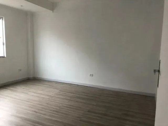 Imagem 14: Triplex 3 Quartos, 2 Banheiros, 1 Lavabo, Cozinha com Sala Conjugada no Sitio Cercado