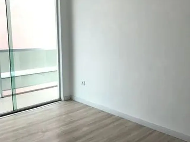 Imagem 9: Triplex 3 Quartos, 2 Banheiros, 1 Lavabo, Cozinha com Sala Conjugada no Sitio Cercado