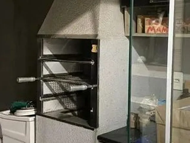 Imagem 6: Sobrado Geminado no Petrópolis com 2 Quartos para Locação, 58 M²
