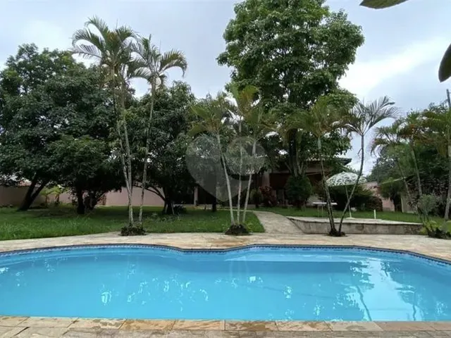 Imagem: Casa de Condomínio para Aluguel Possui