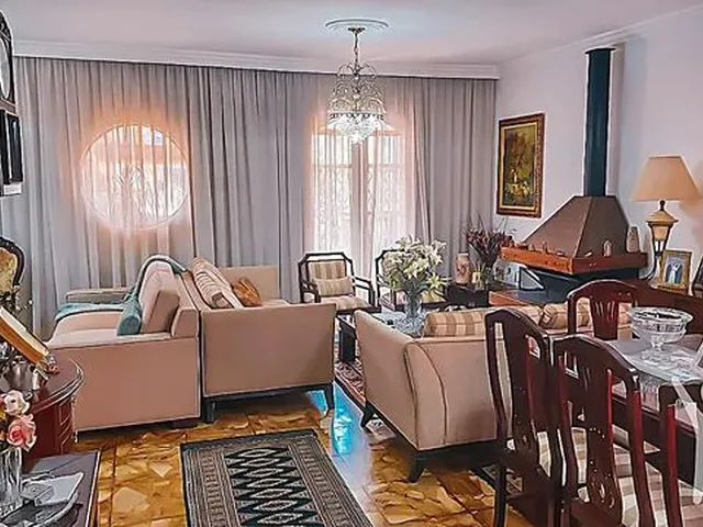 Imagem: Cód. 13811 - Casa com 04 Dormitórios