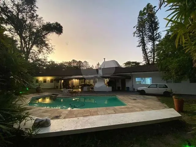 Imagem: Cotia - Casa de Condomínio - Chácara Granja