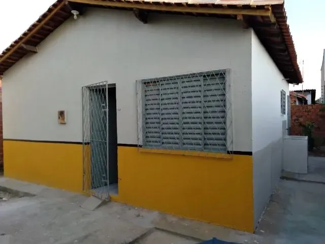 Imagem: Alugou Casa. No Residencial Canada Zona
