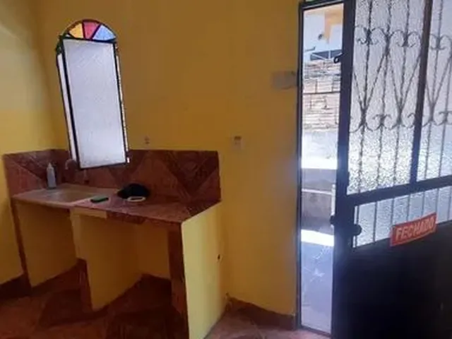Imagem: Aluga-Se Kit Net Ao Lado do Pavão Material