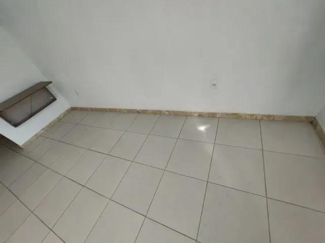 Imagem 2: Aluga-Se Kitnet no Centro, Rua Barcelos