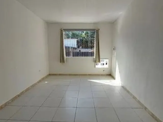 Imagem 10: Aluga-Se Kitnet no Centro, Rua Barcelos