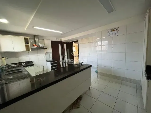 Imagem 5: Linda Cobertura para Aluguel com 4 Suítes no Bairro da Batista Campos