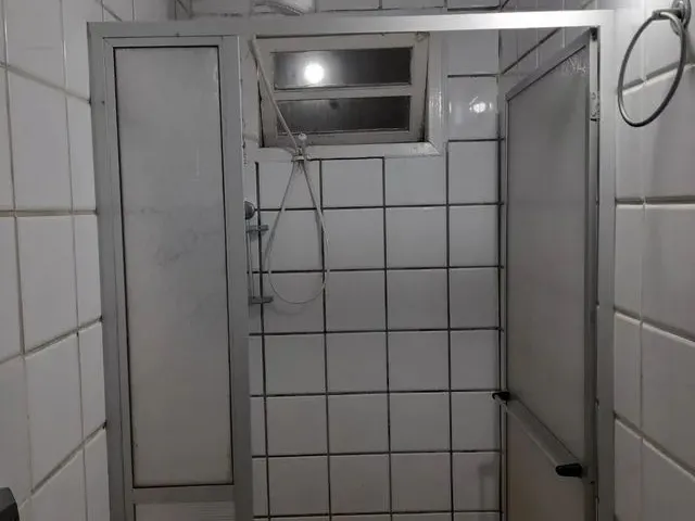 Imagem 2: Casa de 1 Quarto, Sala, Área de Serviço Grandes