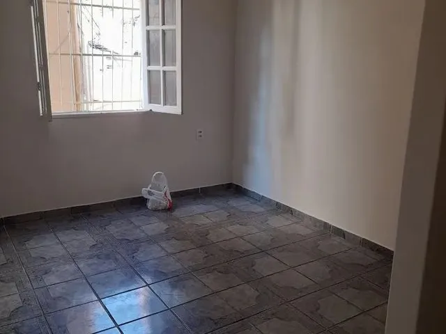 Imagem 3: Casa de 1 Quarto, Sala, Área de Serviço Grandes