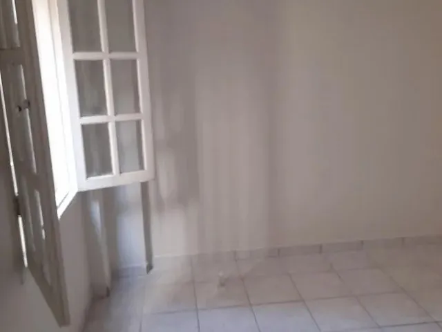 Imagem 6: Casa de 1 Quarto, Sala, Área de Serviço Grandes