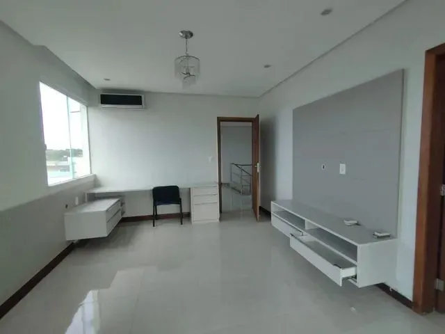 Imagem: Casa de Condomínio para Aluguel com 200