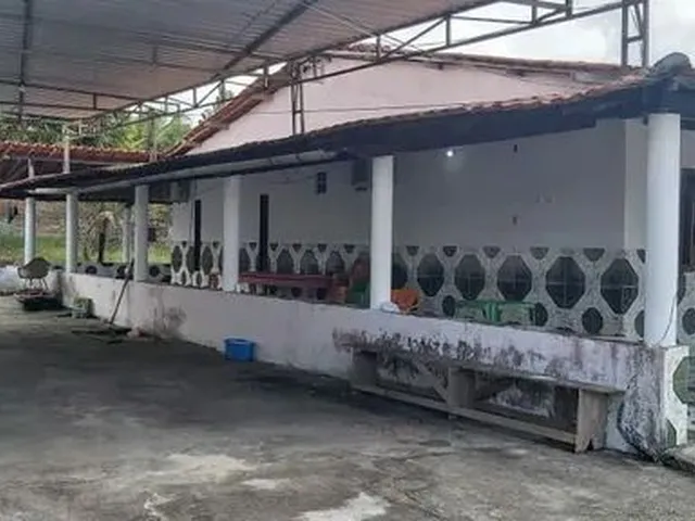 Imagem: Casa com Galpão