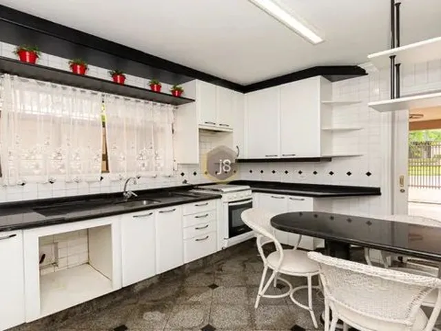 Imagem 9: Casa com 4 Dormitórios no Água Verde - J8 Casa com 4 Dormitórios no Água Verde - J8