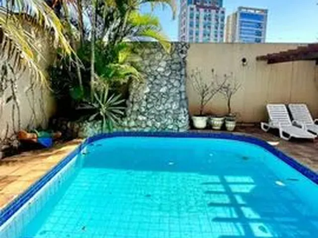 Imagem: Sobrado para Aluguel com 450 Metros Quadrados