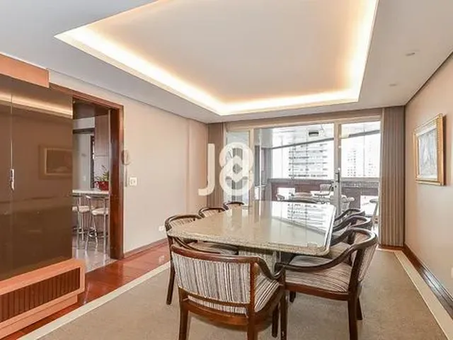 Imagem 2: Apartamento em Localização Privilegiada no Batel! Apartamento em Localização
