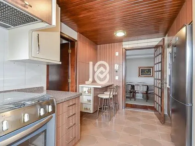 Imagem 3: Apartamento em Localização Privilegiada no Batel! Apartamento em Localização