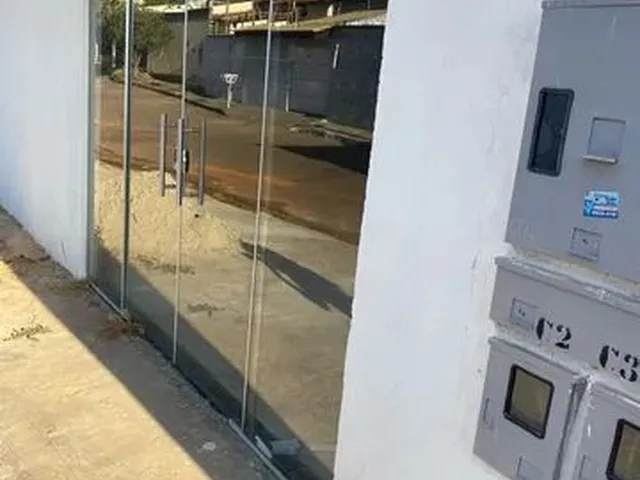 Imagem: Alugo Ponto Comercial de Esquina com Alta