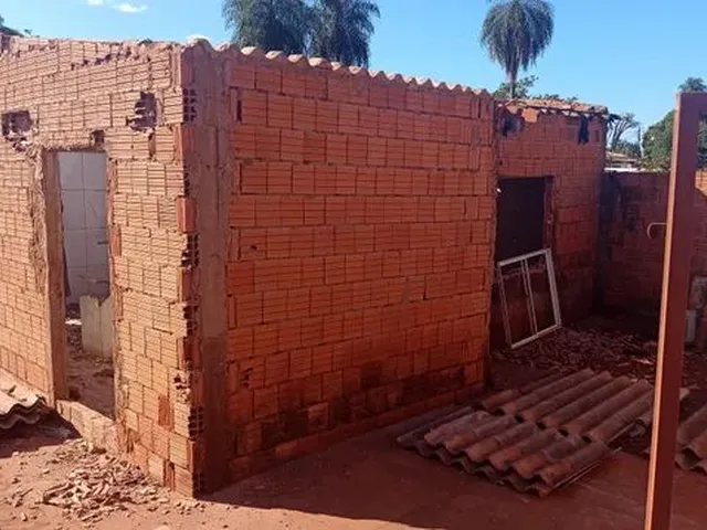 Imagem 1: Vende-Se Ou Troca-Se