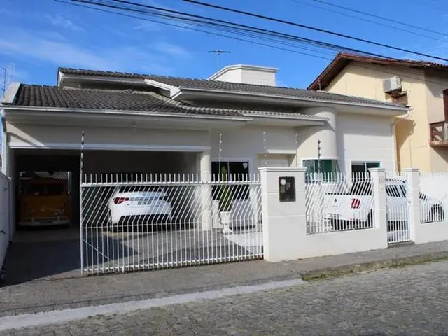 Imagem: Casa À Venda em Palhoça/Sc