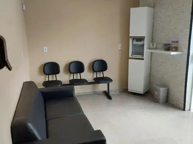Imagem: Prédio Comercial e Ou Residencial Próximo