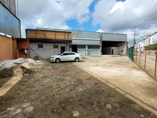 Imagem: Alugo Galpão com 2100 M² - Castanheira