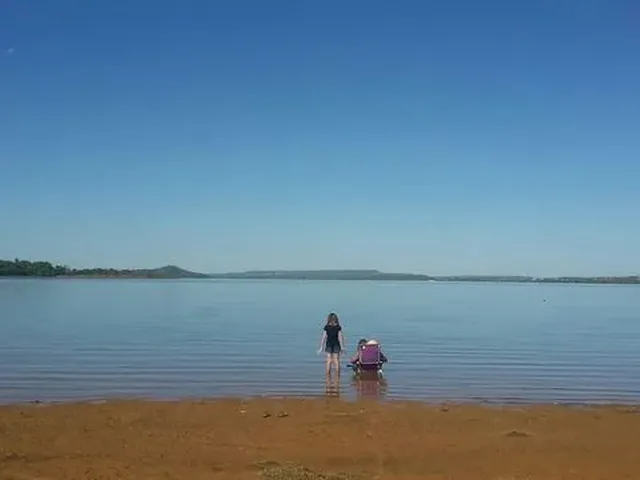 Imagem 2: Vendo Rancho Porteira Fechada Corumbá 4