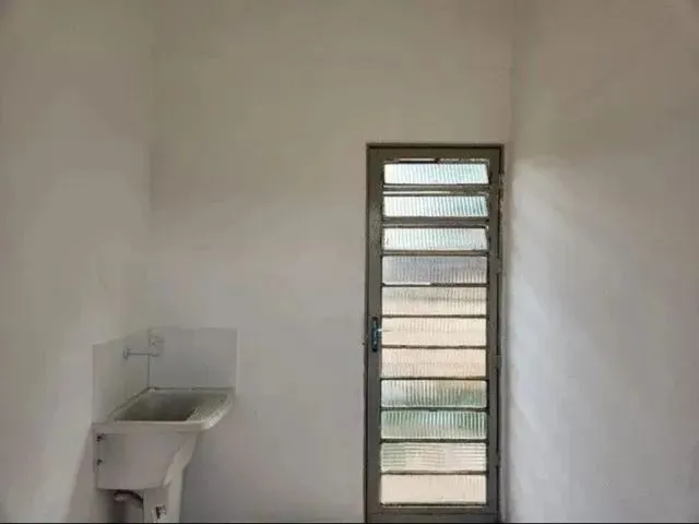 Imagem 5: 08- Casa em Valparaíso