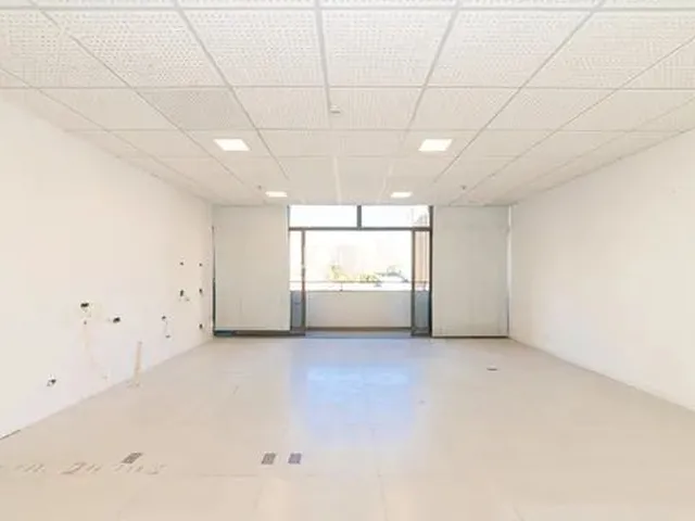 Imagem 3: Excelente Sala Comercial! Excelente Sala Comercial em Ótima Localização - J8