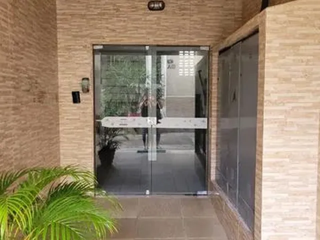Imagem: Apartamento de 2 Quartos, Condomínio Fechado