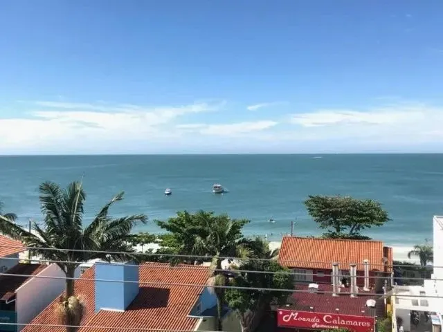 Imagem: Frente para a Av Principal em Bombinhas