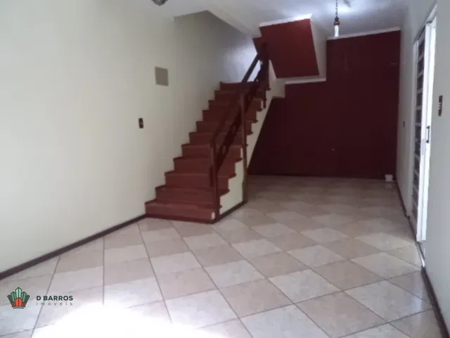 Imagem: 3 Dormitórios, 1 Suítes, 1 Banheiros