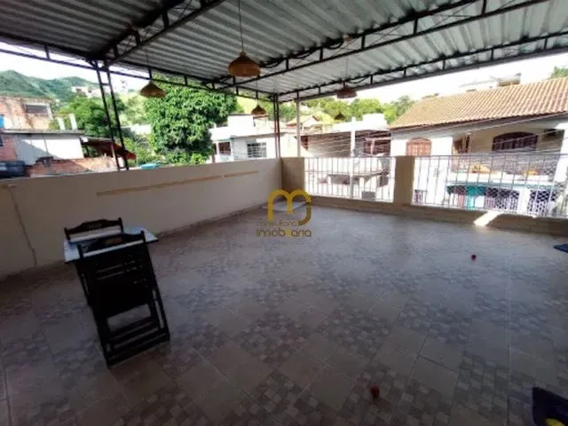 Imagem 2: Vendo Casa com Piscina em Vasconcelos